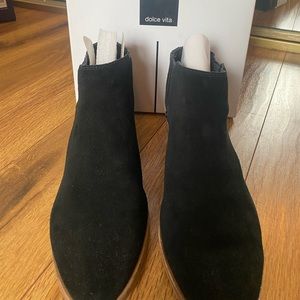 Dolce Vita black heeled boot size 9